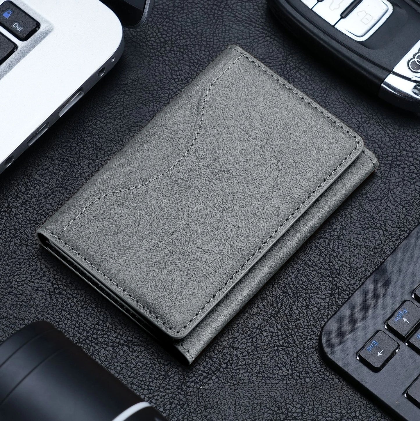 Magnetic RFID Wallet Stand | Holds Up to 6 Cards | UTILCK